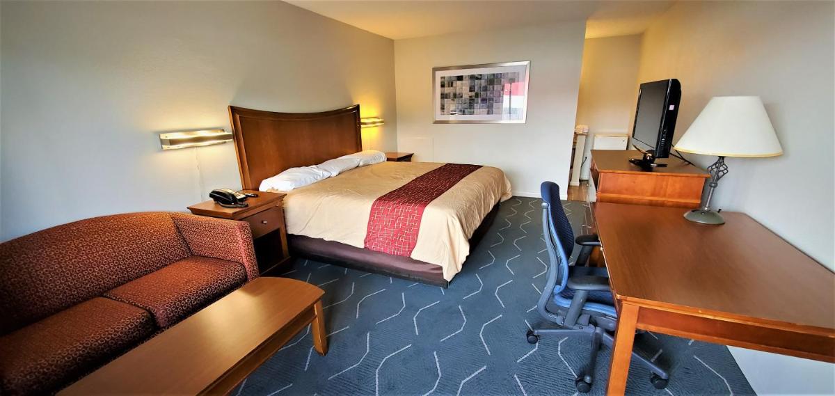 Popular attractions Area Nearby Property